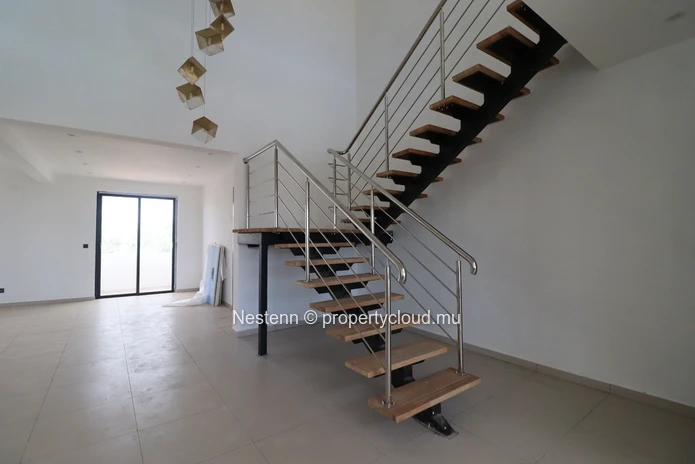 Penthouse moderne avec vue sur la mer