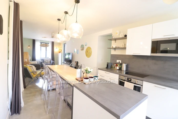 Charming apartment well located, close to the beach. 
