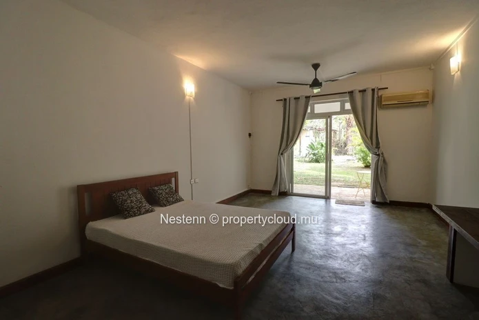 Spacious 50 sqm Studio in Secure Residence with Pool & Shared Laundry Facilities