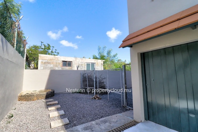 Villa rénovée de 3 chambres proche de la plage 
