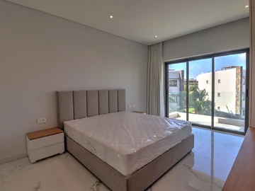 4 Bedroom Apartment