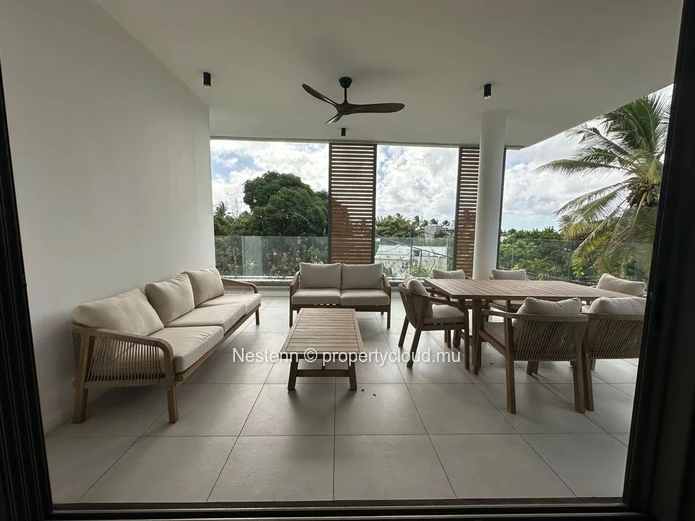 3 bedroom apartment, ideally located
