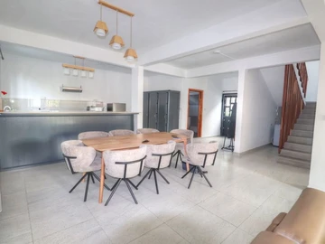Maison de 4 Chambres