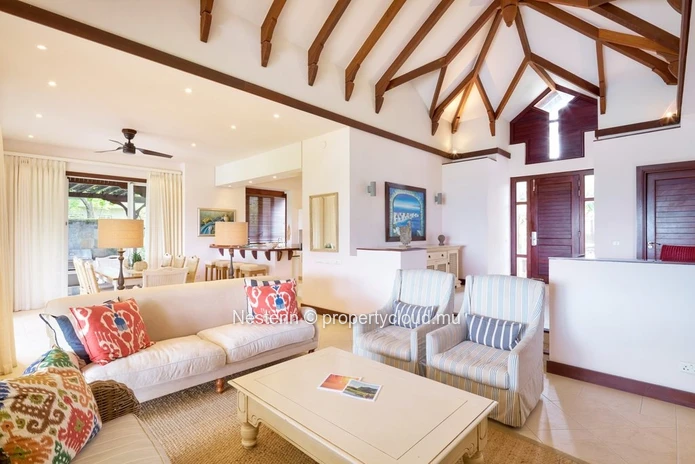 4 bedrooms villa with private pool and garden in a golf estate