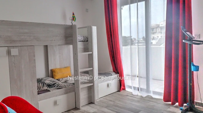 Penthouse moderne avec une vue magnifique 