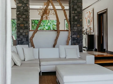6 Bedroom House