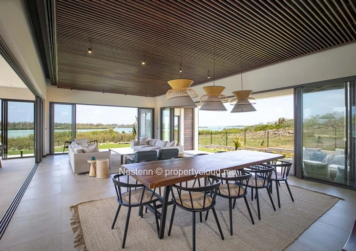 Villa moderne et exclusive de 4 chambres avec vue sur la mer 