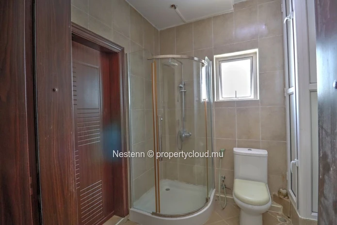 3-bedroom en suite apartment with sea view 