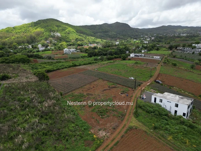 Land with breathtaking sea views