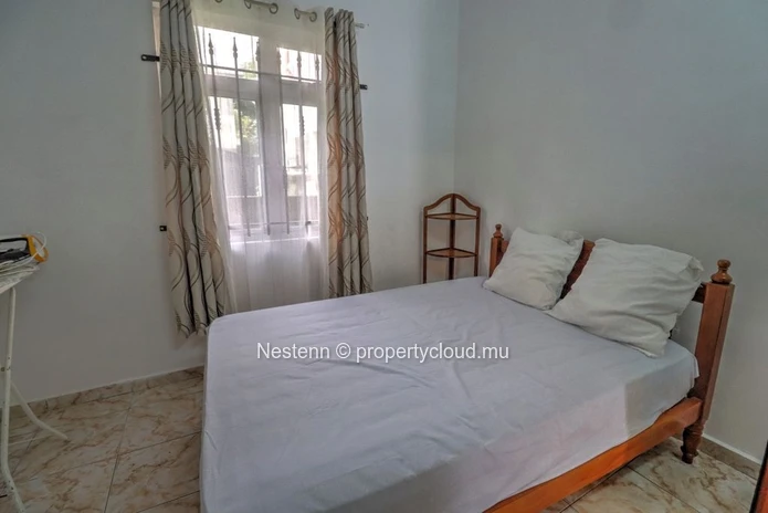 3-bedroom apartment near the beach