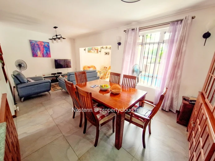 Duplex de 3 chambres en résidence sécurisée