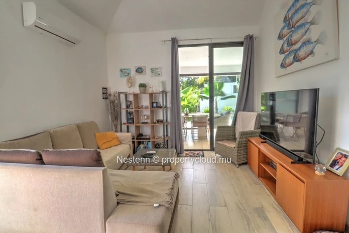 Charmante villa tropicale de 2 chambres avec piscine et jardin privés