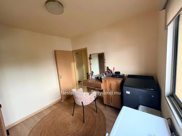Contemporary 3-bedroom apartment close to amenities
