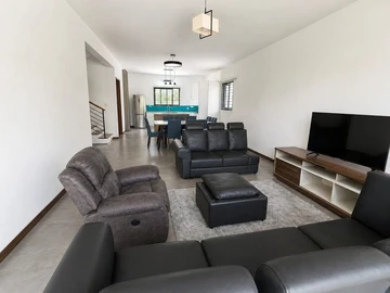 Maison de 4 Chambres