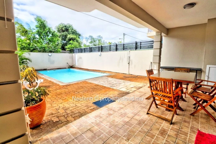 Élégant duplex 3 chambres avec piscine privée 