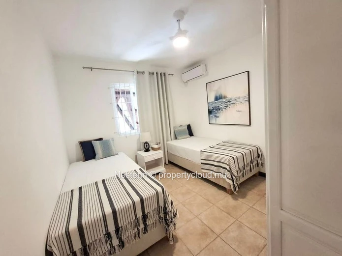 Duplex moderne de 3 chambres avec piscine