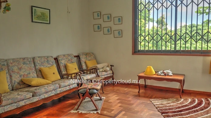 Maison familiale 4 chambres dans un quartier prisé