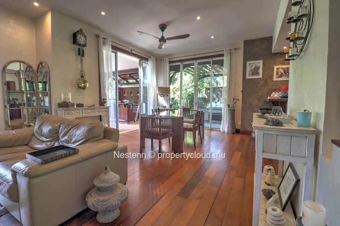Villa de 3 chambres au sein d'un domaine golfique de renom.
