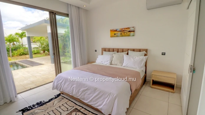 Villa contemporaine de 4 chambres en résidence sécurisée. 