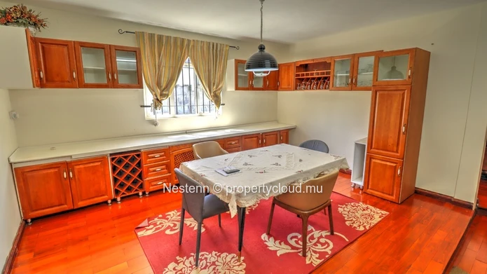 Maison de 250 m2