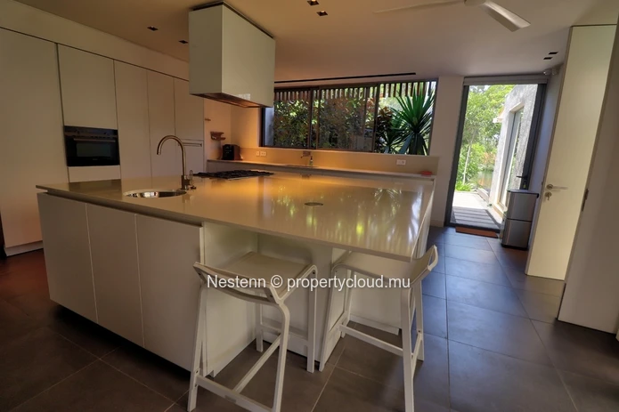 Exquisite villa on Anahita's Golf Estate: A fusion of luxury and natural elegance