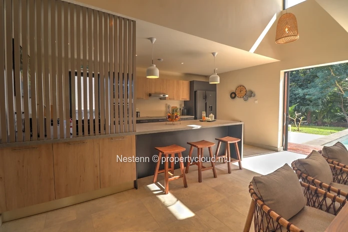 Villa 3 chambres avec piscine privée jacuzzi accès mer et proche golf