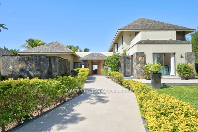 Villa avec vue mer – Élégance moderne avec piscine privée