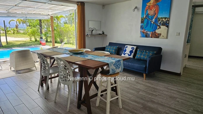 Propriété en bord de mer avec fort potentiel d'investissement 