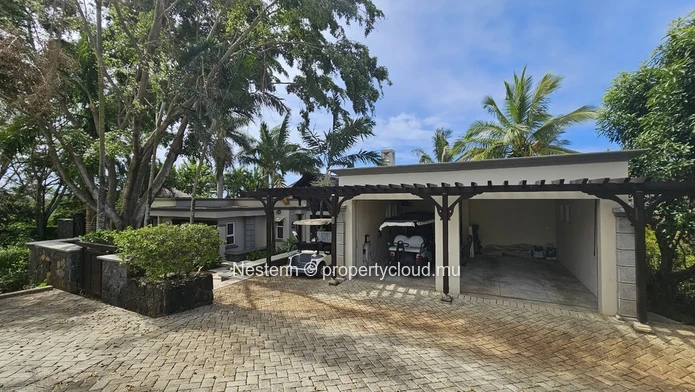 Villa de luxe de 5 chambres avec vue sur la mer 