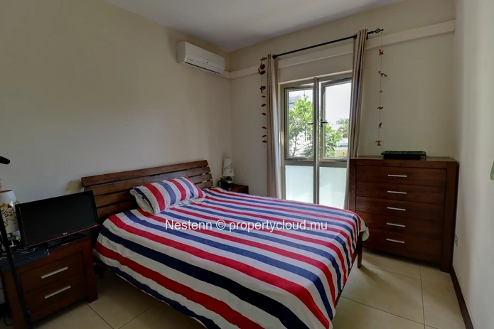 Confortable appartement de 3 chambres proche de la plage dans une résidence sécurisée. 