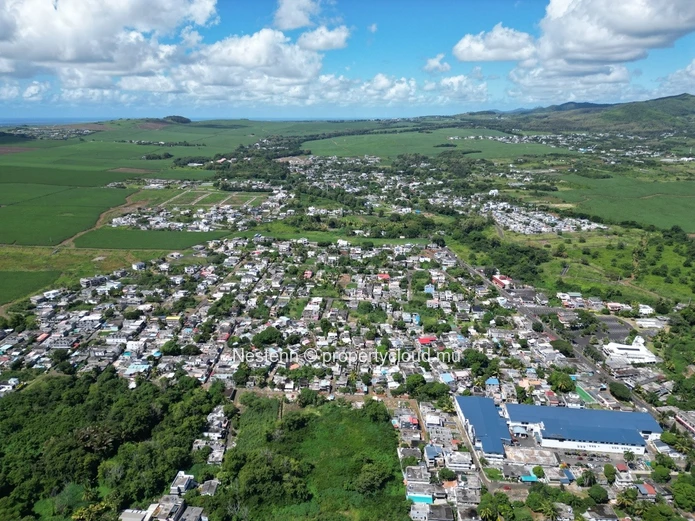 Terrain résidentiel de 2954 m², ce terrain est parfait pour votre projet de maison