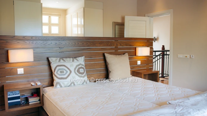 Villa meublée avec prestations haut de gamme – Golf, nature et mer.