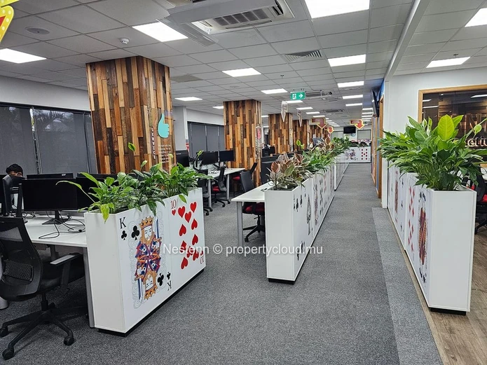 Office space of 668 m² 