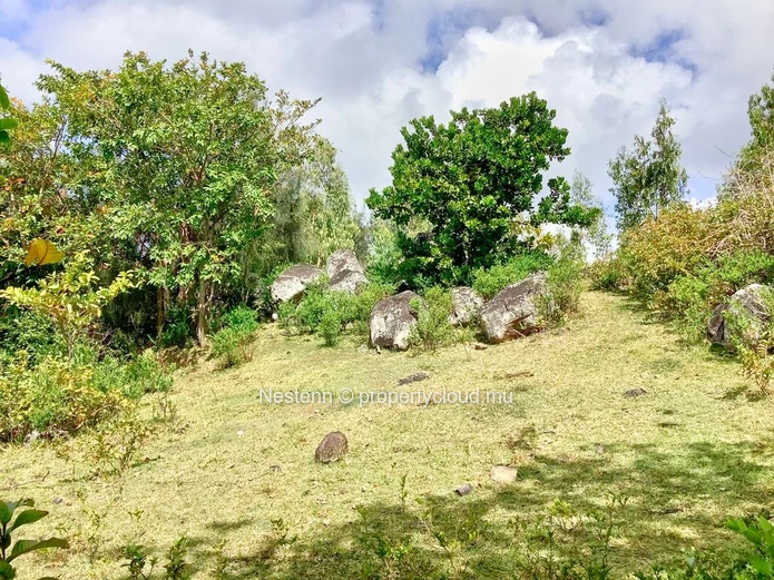 Terrain avec vue sur mer à Montagne Charlot – 1 838 m²