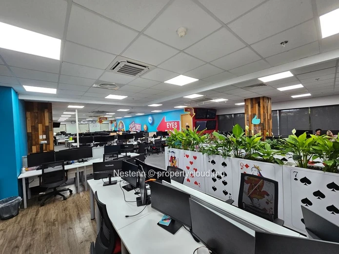 Office space of 668 m² 