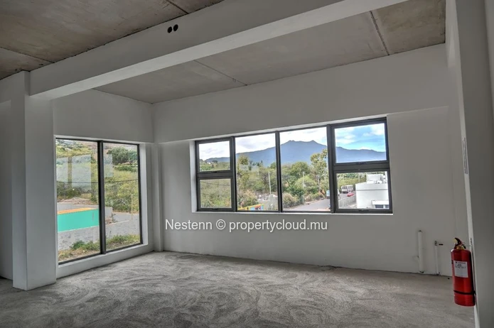 Bureau de 60 m² à aménager 