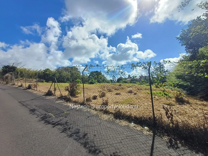 Expansive land of 4,221m2 
