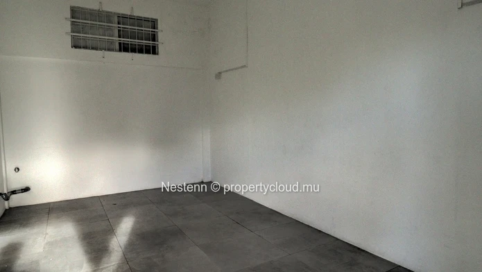 Espace commercial de 15,99 m² 
