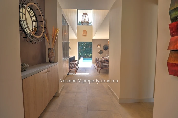 Villa 3 chambres avec piscine privée jacuzzi accès mer et proche golf