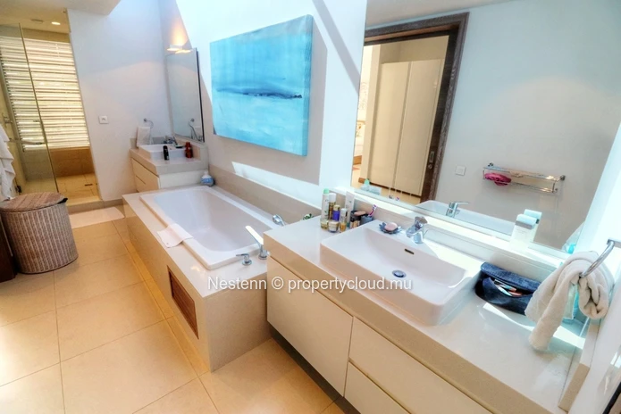 Maison jumelée moderne de 3 chambres avec accès à une belle plage