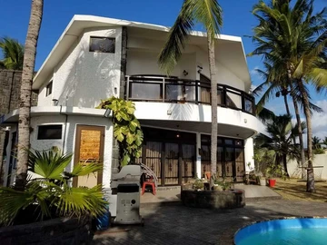 7 Bedroom House