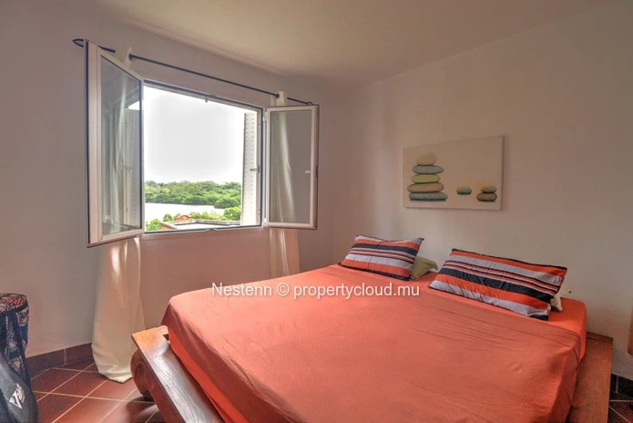 Modern villa of 2 bedrooms