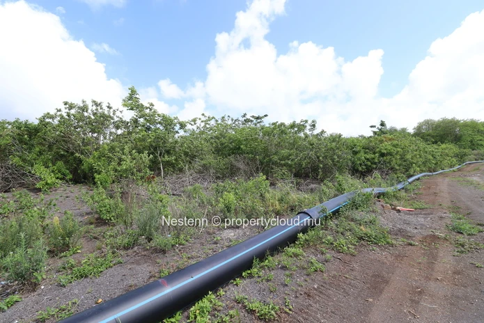 Well located agricultural plots of 10 acres.