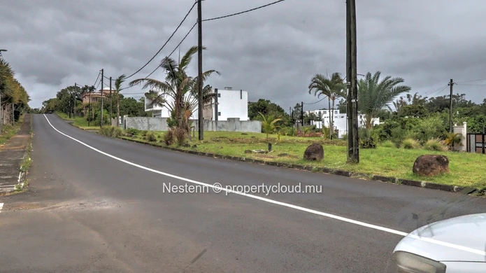 Plot of land of 437m2
