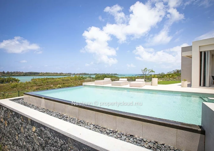 Villa moderne et exclusive de 4 chambres avec vue sur la mer 