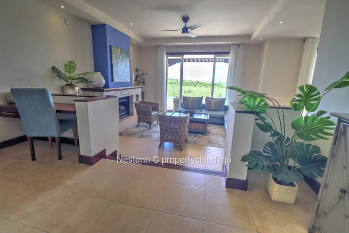 Spectacular colonial-style 4-bed villa 