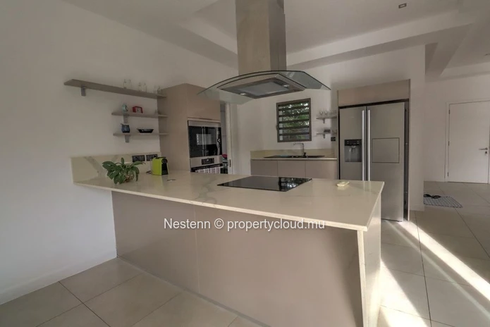 Villa moderne de 4 chambres