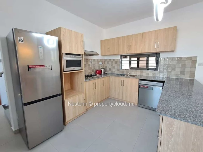 Élégante villa contemporaine avec suites 