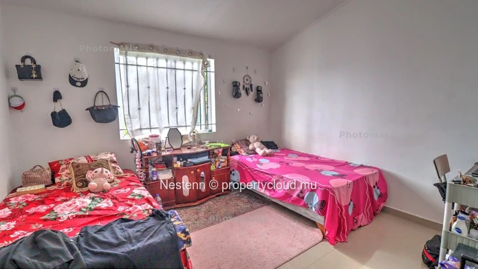 Dortoir de 9 chambres 