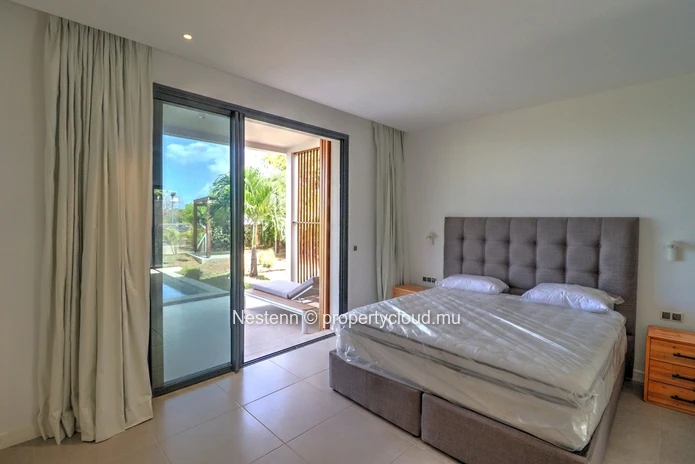 Le confort d'une villa neuve de 4 chambres en suite dans un domaine sécurisé